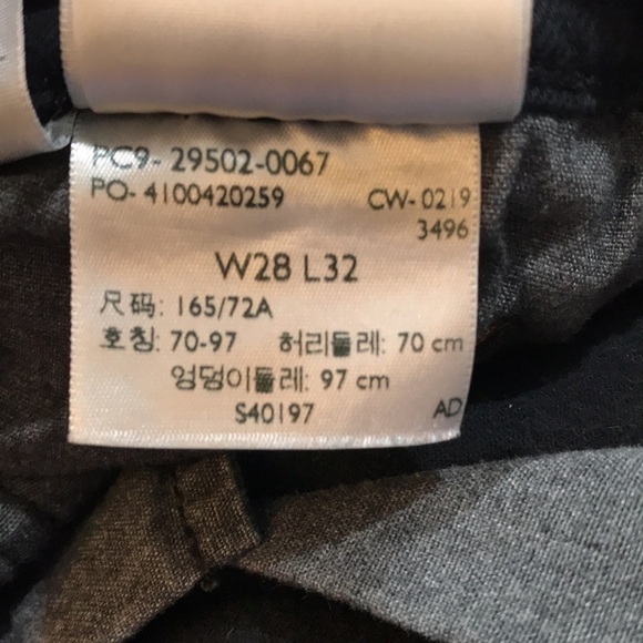 Levi’s Premium Quality Clothing 501s Black Button Fly Straight Leg Jeans - Picture 13 of 13